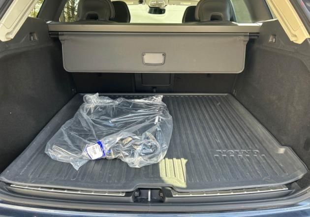 2023 Volvo XC60 B5 Hybrid AWD PLUS | HK Premium Audio, Climate w/Boosters* Portland OR