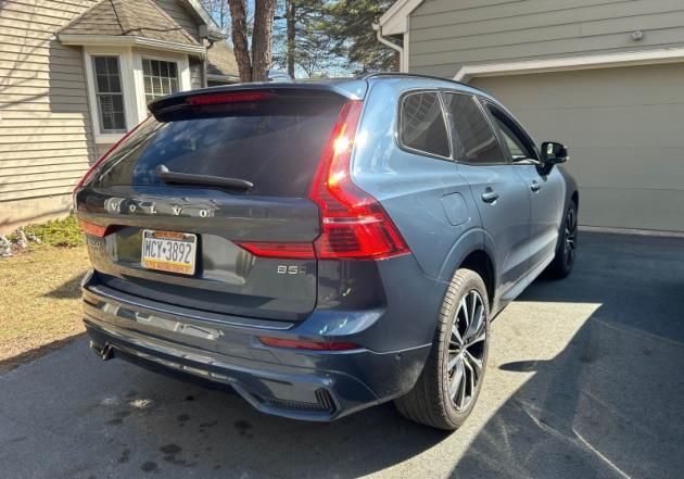 2023 Volvo XC60 B5 Hybrid AWD PLUS | HK Premium Audio, Climate w/Boosters* Portland OR