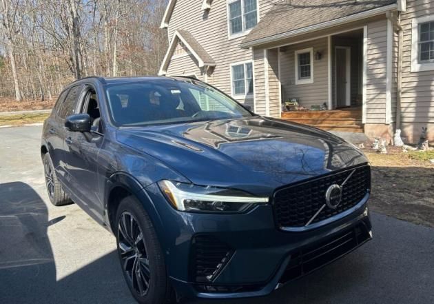 2023 Volvo XC60 B5 Hybrid AWD PLUS | HK Premium Audio, Climate w/Boosters* Portland OR