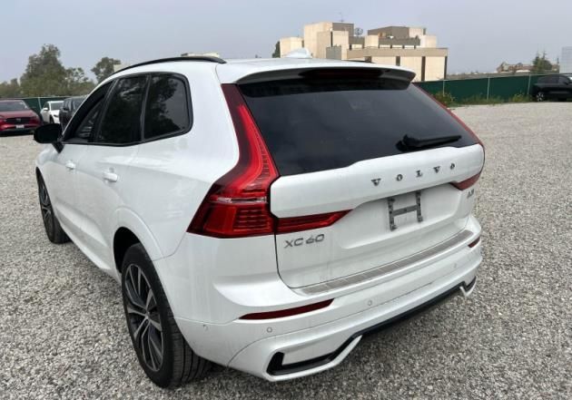 2023 Volvo XC60 B5 Hybrid AWD PLUS | HK Premium Audio, Pilot Assist, 360 Cam, 4 Heated Seats & Wheel Portland OR