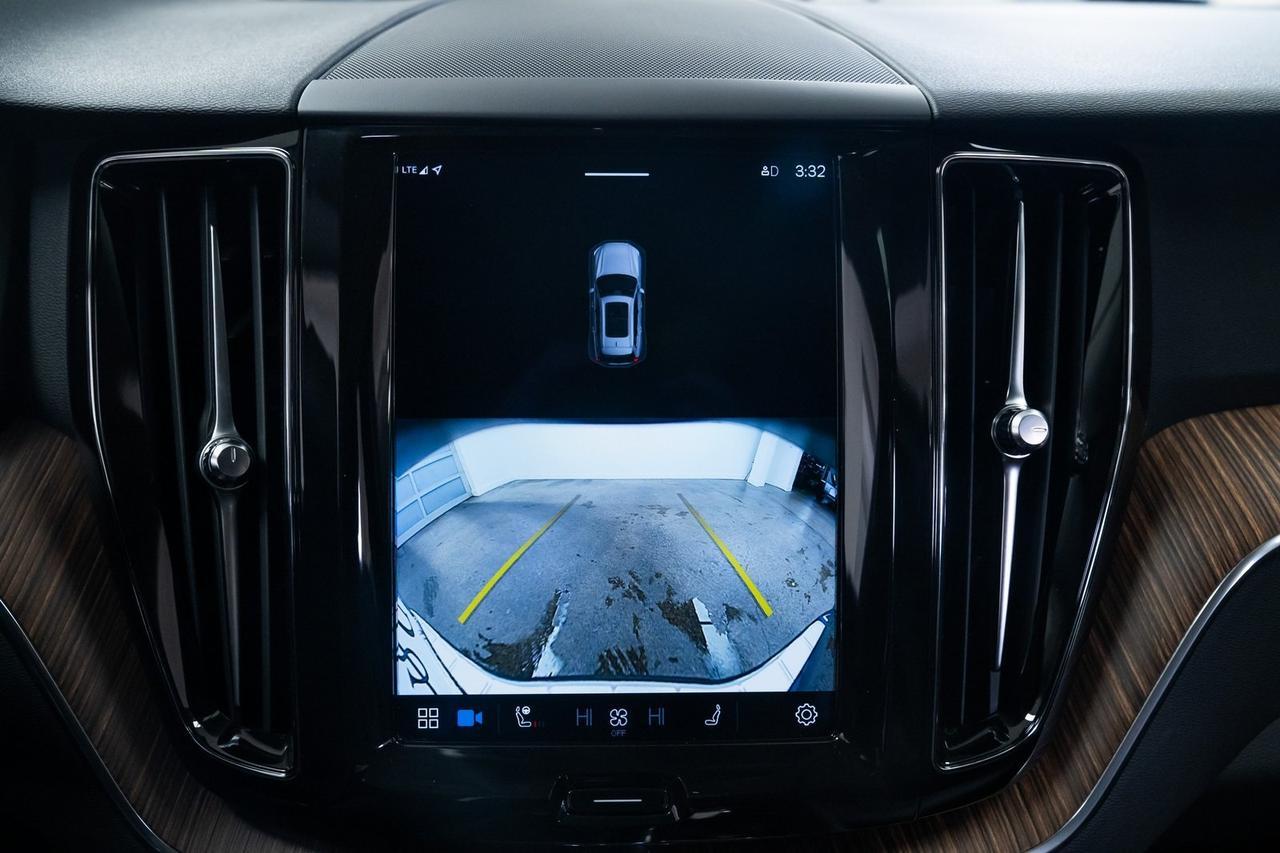 2023 Volvo XC60 B5 Plus Bright Theme 1 Owner Heated Seats Climate Package Portland OR