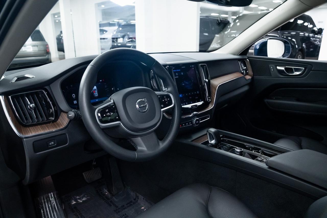 2023 Volvo XC60 B5 Plus Bright Theme 1 Owner Heated Seats Climate Package Portland OR