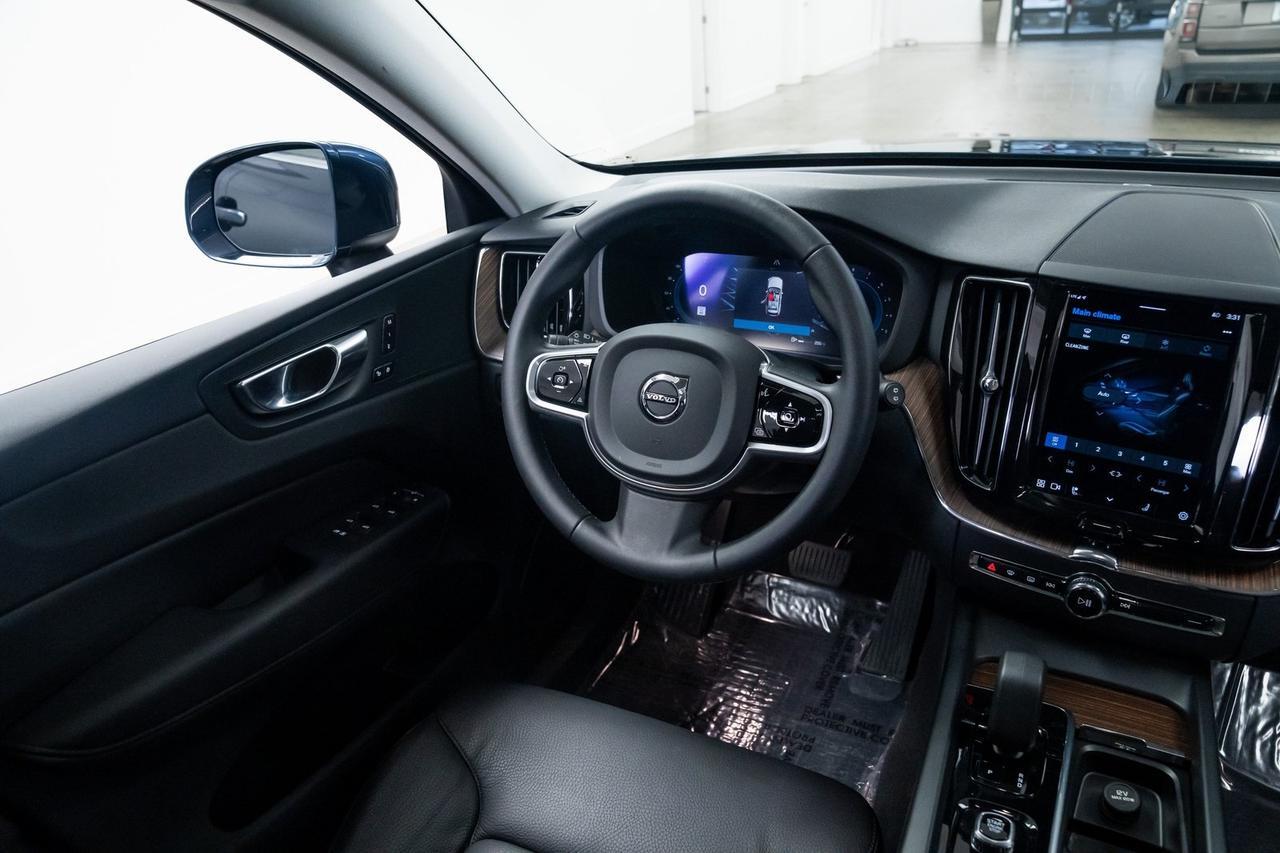 2023 Volvo XC60 B5 Plus Bright Theme 1 Owner Heated Seats Climate Package Portland OR