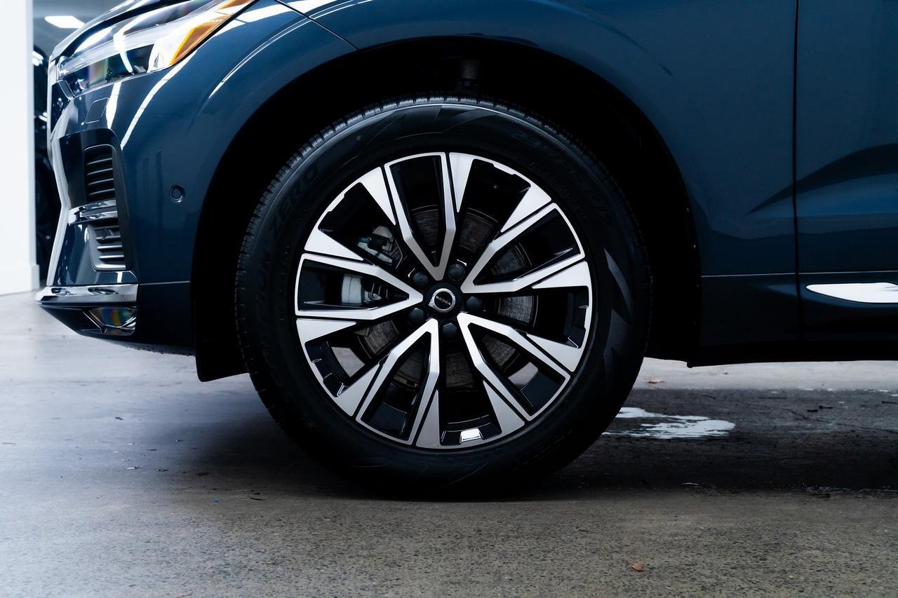 2023 Volvo XC60 B5 Plus Bright Theme 1 Owner Heated Seats Climate Package Portland OR