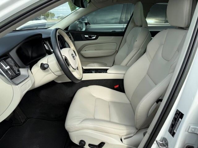 2023 Volvo XC60 B5 Plus Bright Theme AWD Port Charlotte FL