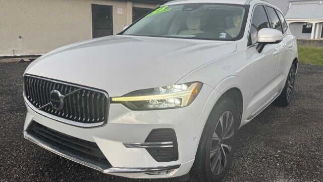 2023 Volvo XC60 B5 Plus Bright Theme AWD
