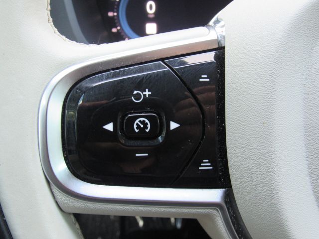 2023 Volvo XC60 B5 Plus Bright Theme Plano TX