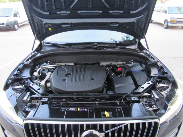2023 Volvo XC60 B5 Plus Bright Theme Plano TX