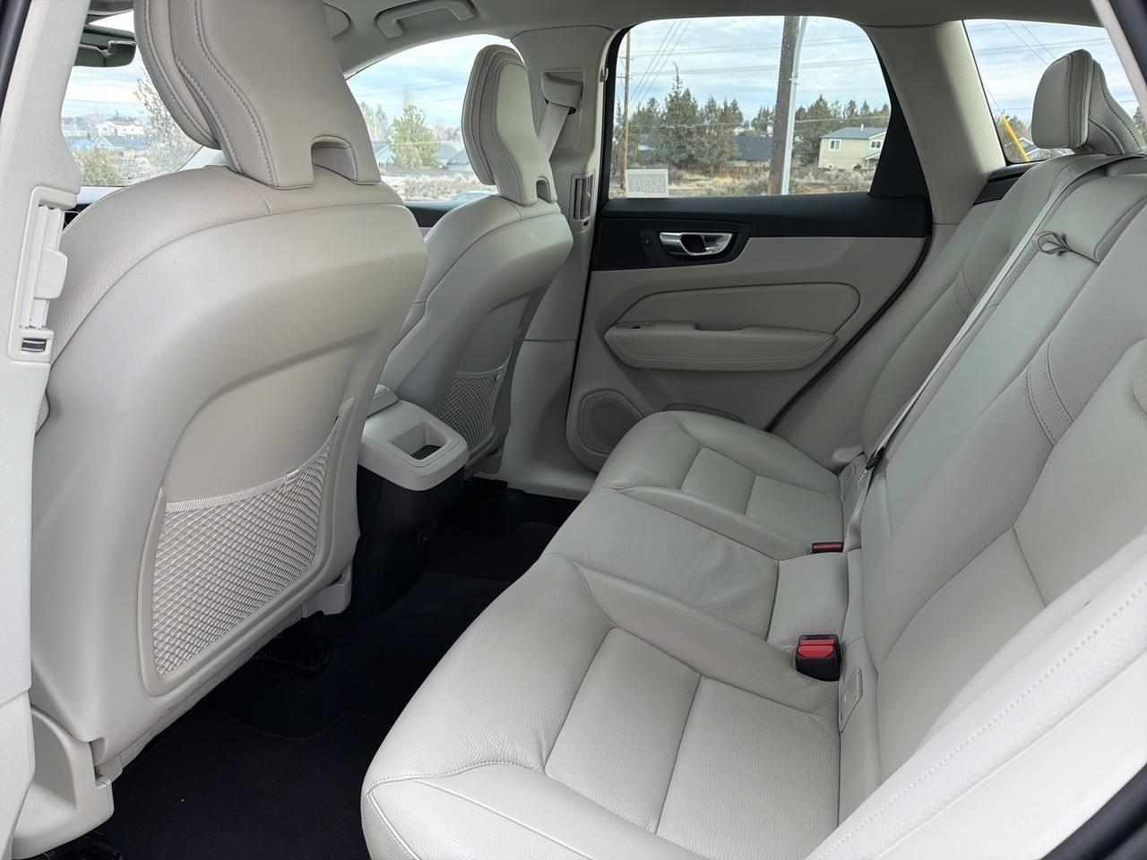 2023 Volvo XC60 B5 Plus Bright Theme Bend OR