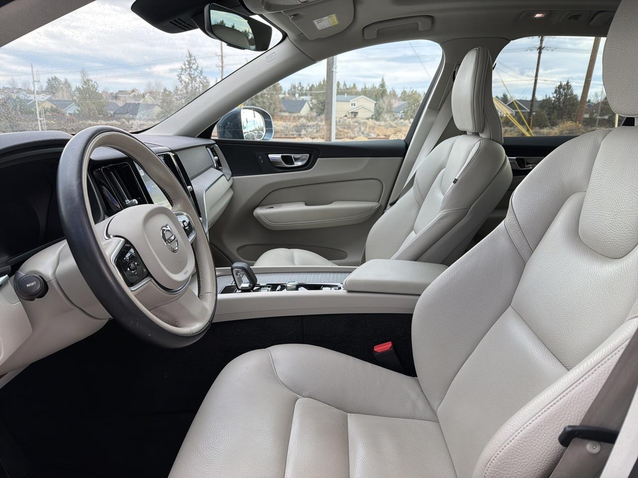 2023 Volvo XC60 B5 Plus Bright Theme Bend OR