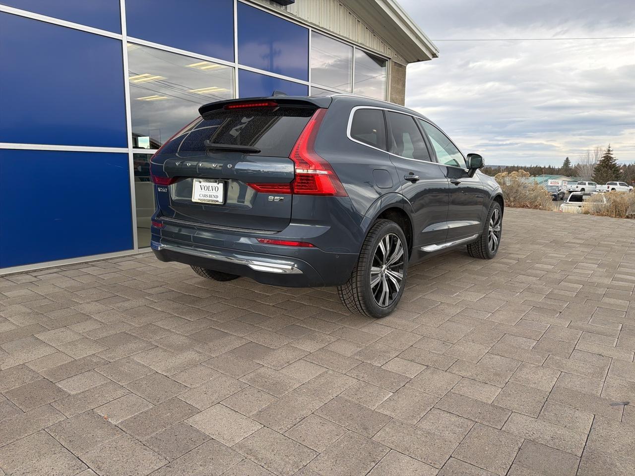 2023 Volvo XC60 B5 Plus Bright Theme Bend OR