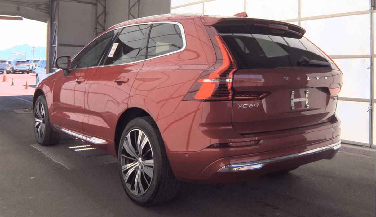 2023 Volvo XC60 B5 Plus Bright Theme Bend OR