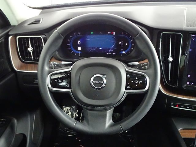 2023 Volvo XC60 B5 Plus Bright Theme Raleigh NC
