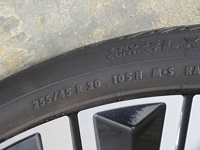 2023 Volvo XC60 B5 Plus Bright Theme Raleigh NC