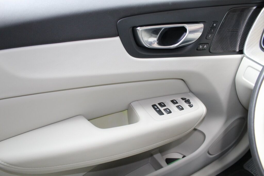 2023 Volvo XC60 B5 Plus Bright Theme Richmond VA