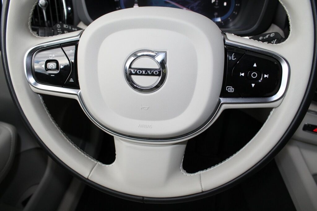 2023 Volvo XC60 B5 Plus Bright Theme Richmond VA