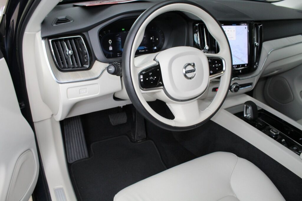 2023 Volvo XC60 B5 Plus Bright Theme Richmond VA