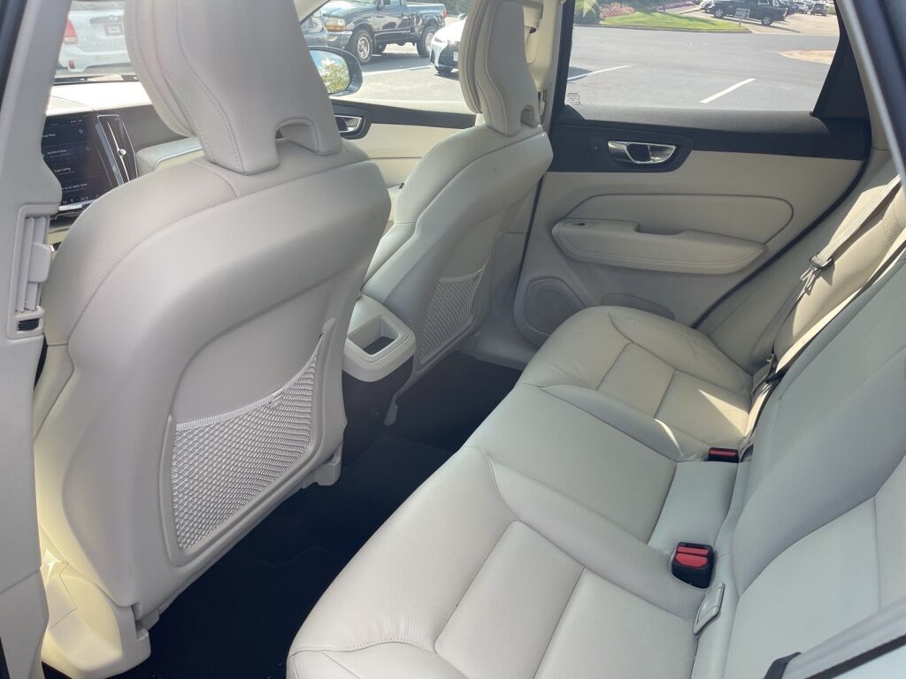 2023 Volvo XC60 B5 Plus Bright Theme Richmond VA