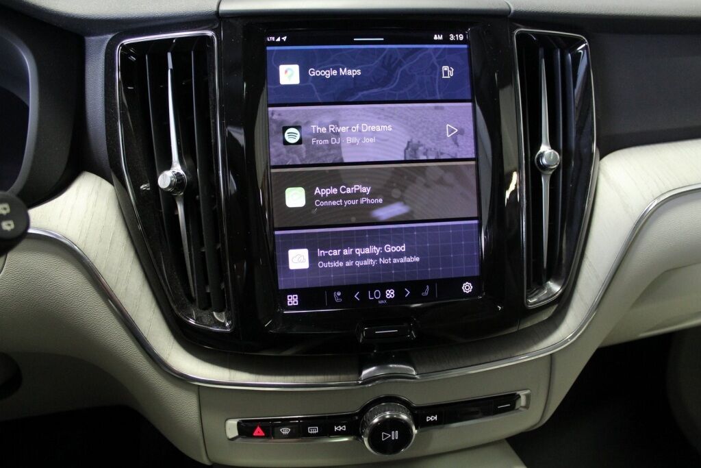 2023 Volvo XC60 B5 Plus Bright Theme Richmond VA