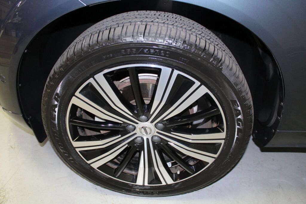 2023 Volvo XC60 B5 Plus Bright Theme Richmond VA