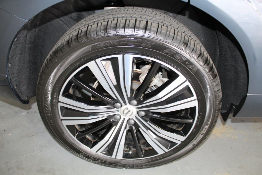 2023 Volvo XC60 B5 Plus Bright Theme Richmond VA