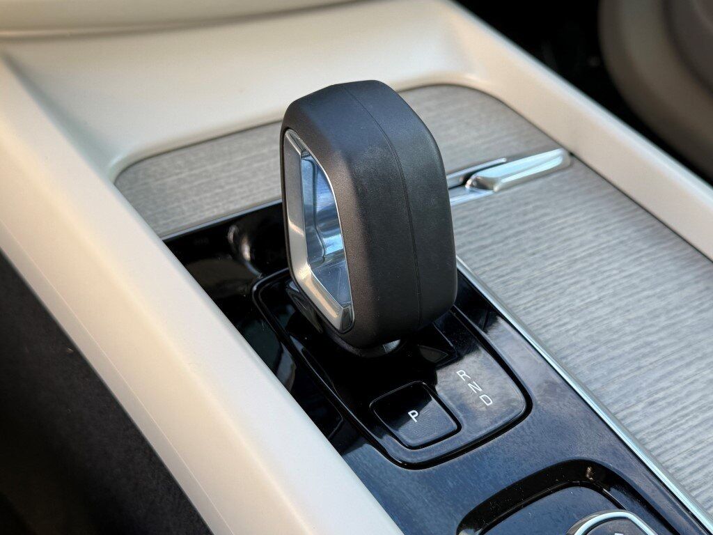 2023 Volvo XC60 B5 Plus Bright Theme Springfield VA