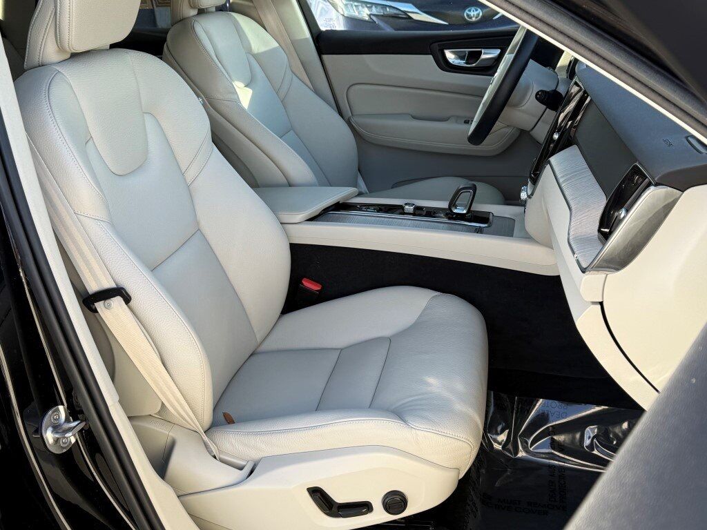 2023 Volvo XC60 B5 Plus Bright Theme Springfield VA