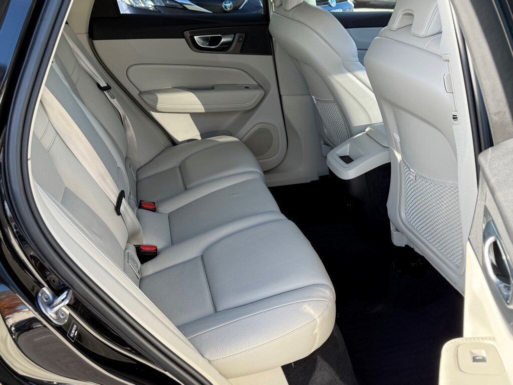 2023 Volvo XC60 B5 Plus Bright Theme Springfield VA