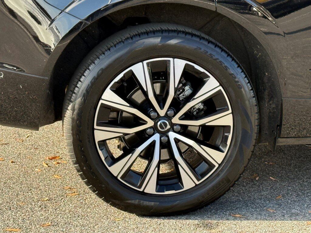 2023 Volvo XC60 B5 Plus Bright Theme Springfield VA