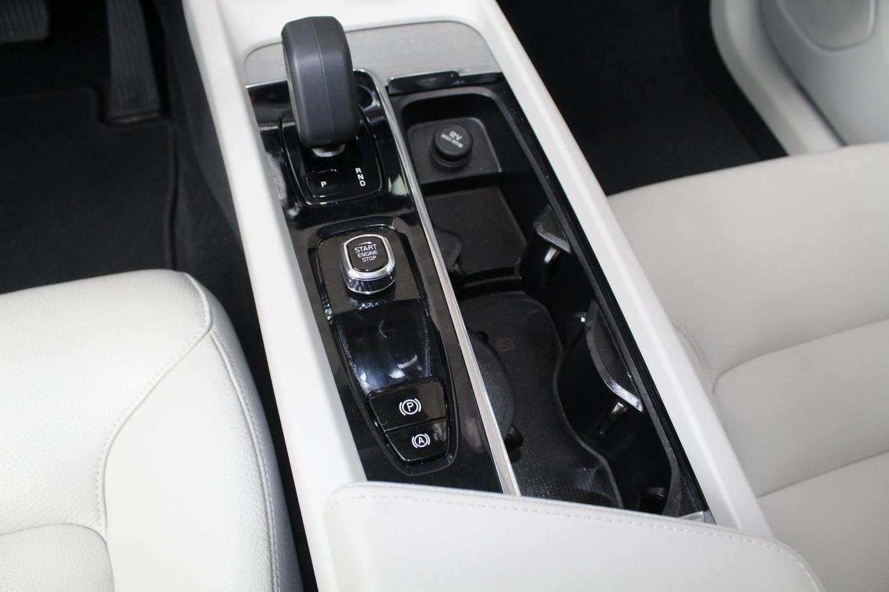 2023 Volvo XC60 B5 Plus Bright Theme Springfield VA