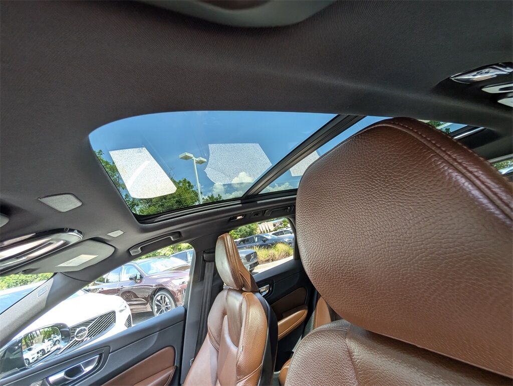 2023 Volvo XC60 B5 Plus Bright Theme Hunt Valley MD
