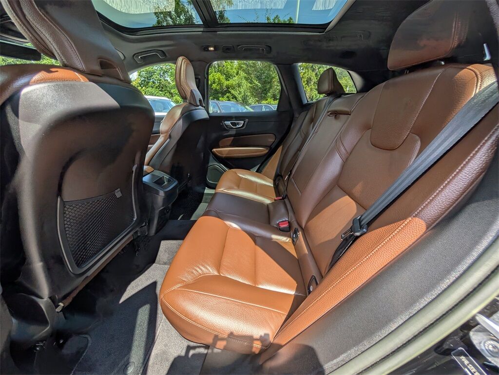 2023 Volvo XC60 B5 Plus Bright Theme Hunt Valley MD