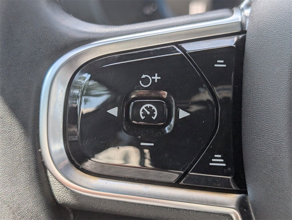2023 Volvo XC60 B5 Plus Bright Theme Hunt Valley MD