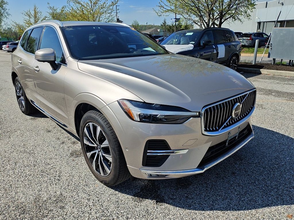 2023 Volvo XC60 B5 Plus Bright Theme Hunt Valley MD