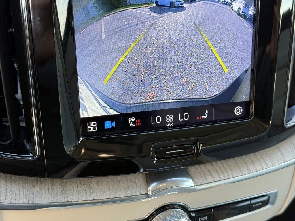 2023 Volvo XC60 B5 Plus Bright Theme Hunt Valley MD