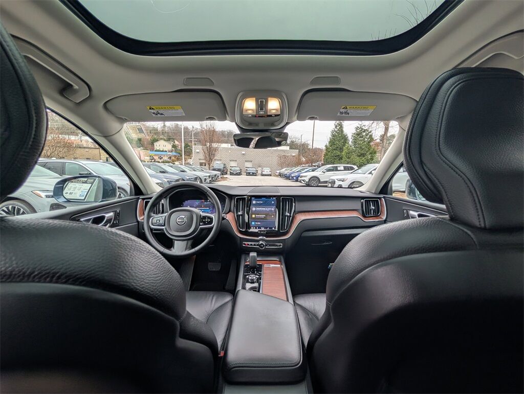 2023 Volvo XC60 B5 Plus Bright Theme Hunt Valley MD