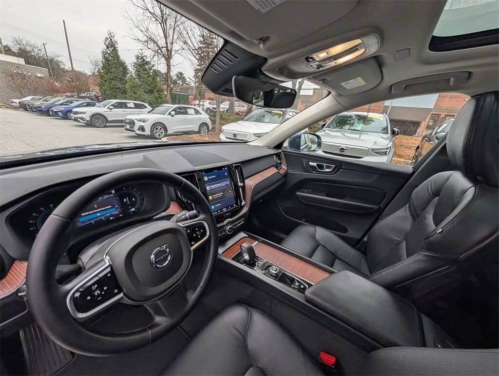 2023 Volvo XC60 B5 Plus Bright Theme Hunt Valley MD