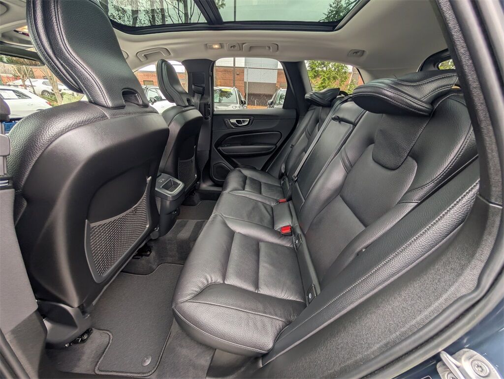 2023 Volvo XC60 B5 Plus Bright Theme Hunt Valley MD