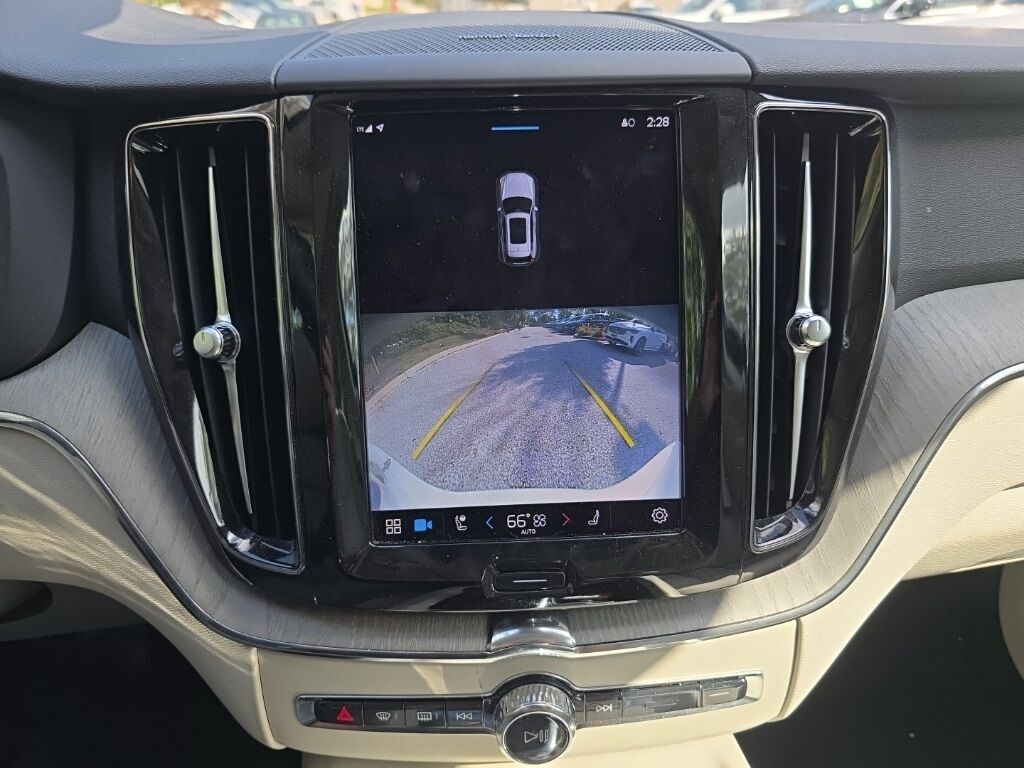 2023 Volvo XC60 B5 Plus Bright Theme Hunt Valley MD