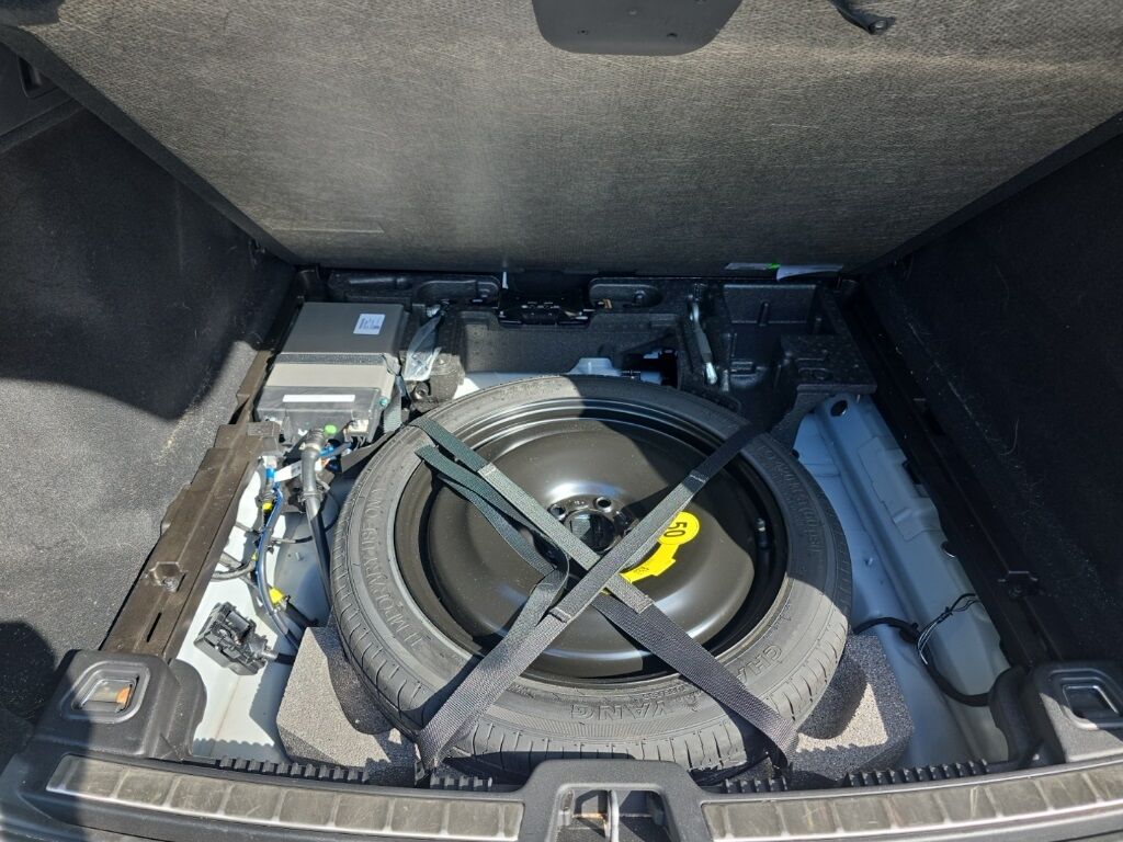 2023 Volvo XC60 B5 Plus Bright Theme Hunt Valley MD