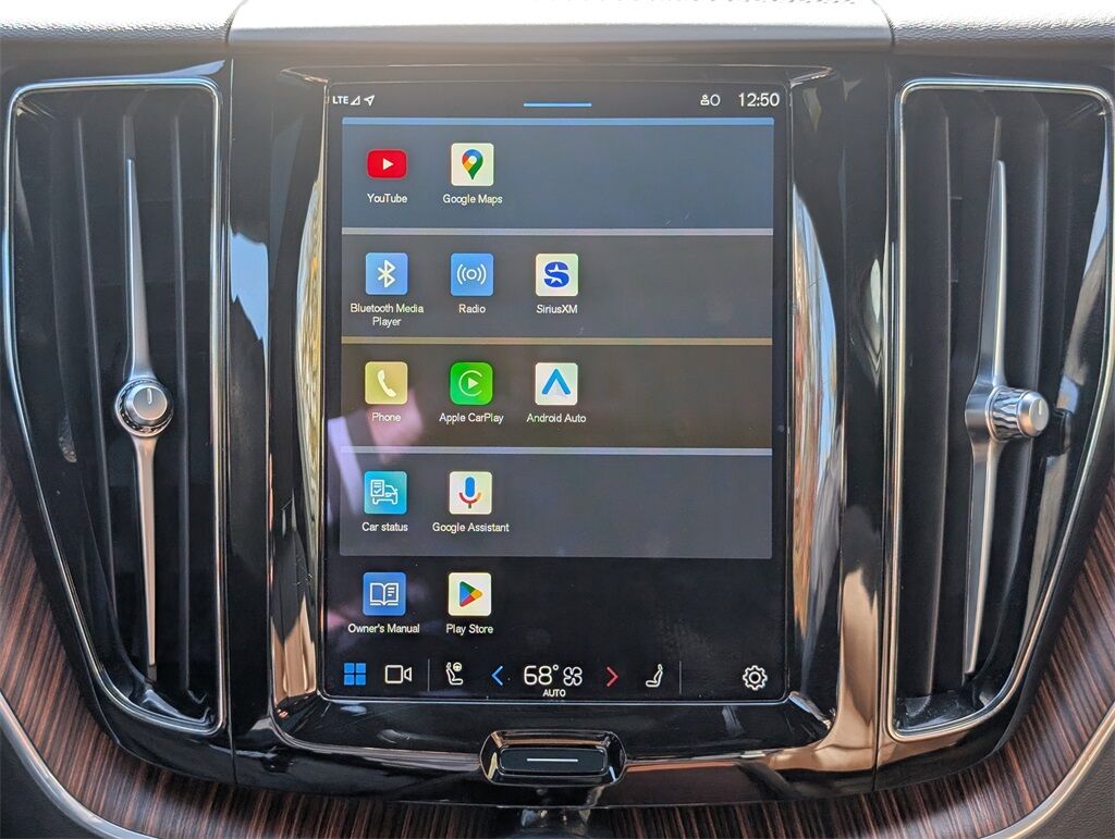 2023 Volvo XC60 B5 Plus Bright Theme Hunt Valley MD