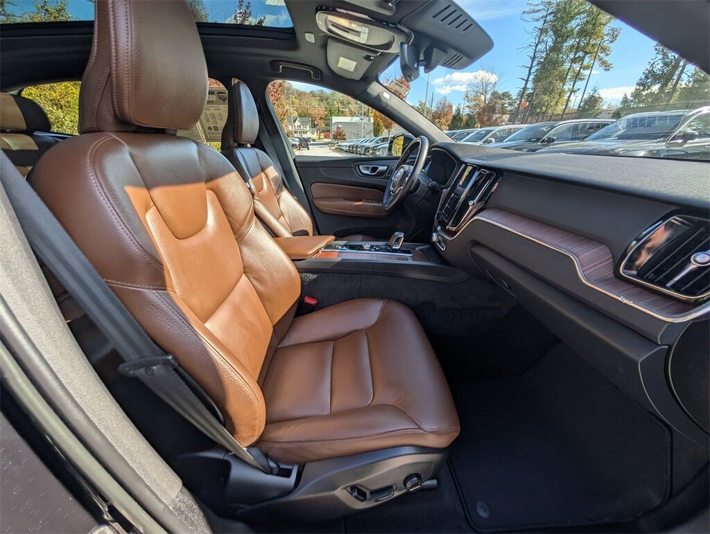 2023 Volvo XC60 B5 Plus Bright Theme Hunt Valley MD