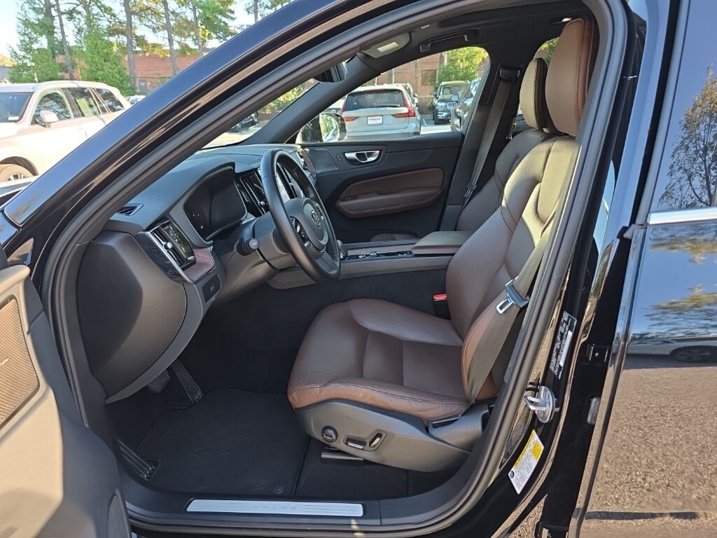 2023 Volvo XC60 B5 Plus Bright Theme Hunt Valley MD