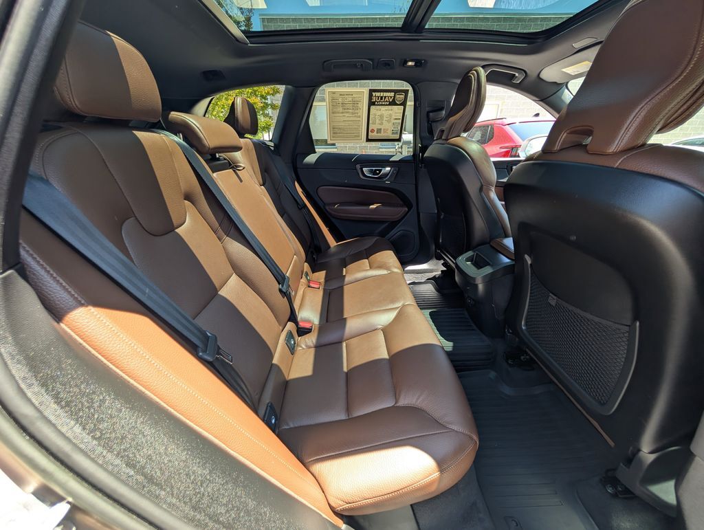 2023 Volvo XC60 B5 Plus Bright Theme Hunt Valley MD