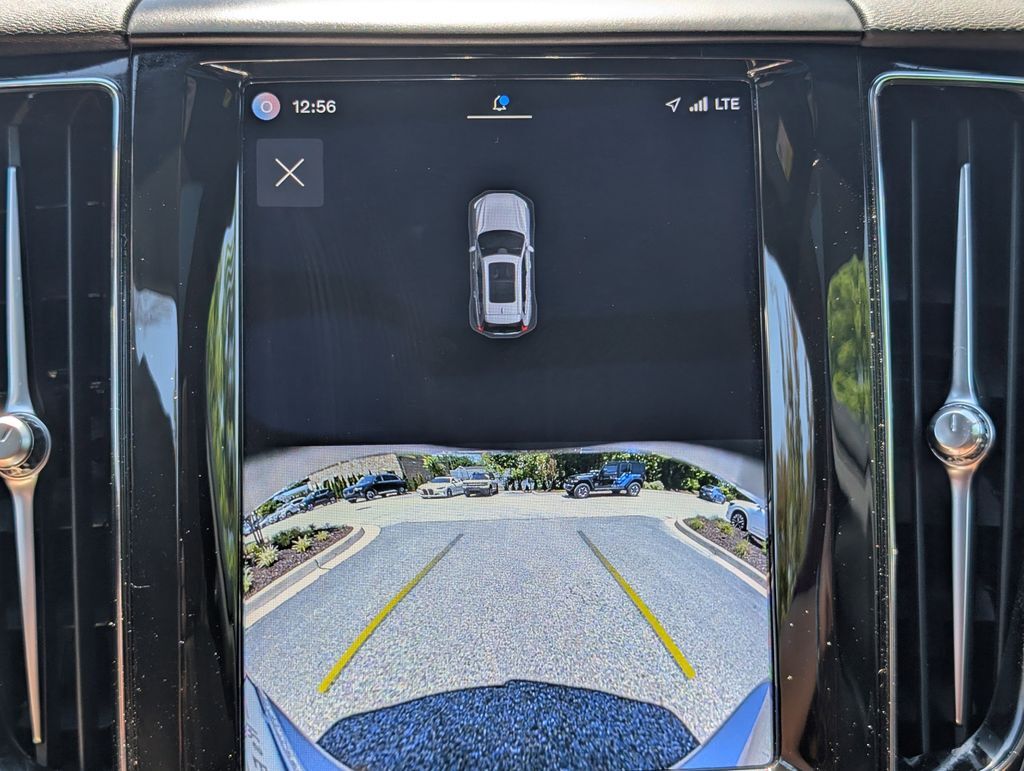 2023 Volvo XC60 B5 Plus Bright Theme Hunt Valley MD