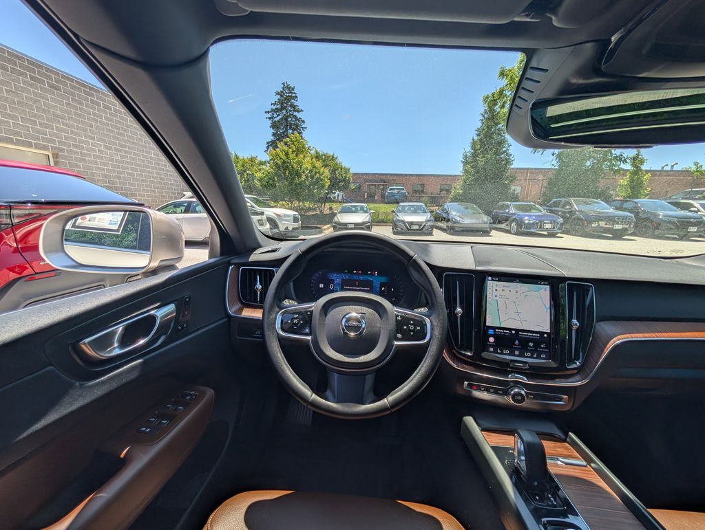 2023 Volvo XC60 B5 Plus Bright Theme Hunt Valley MD