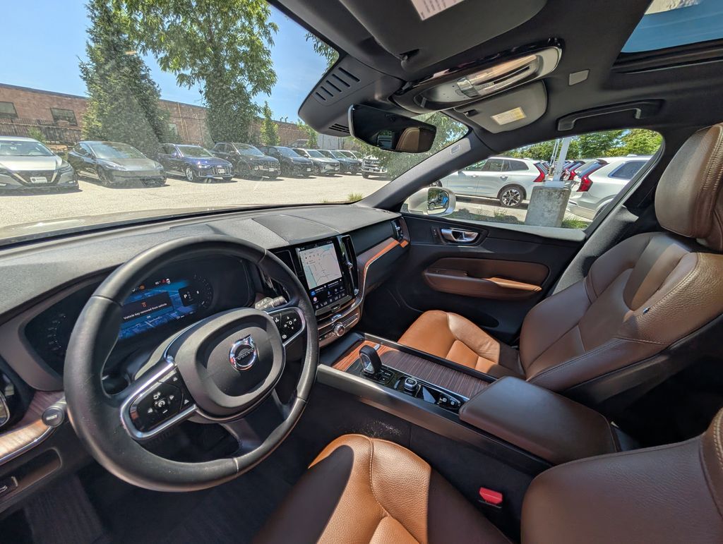 2023 Volvo XC60 B5 Plus Bright Theme Hunt Valley MD