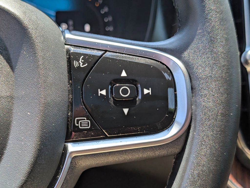 2023 Volvo XC60 B5 Plus Bright Theme Hunt Valley MD