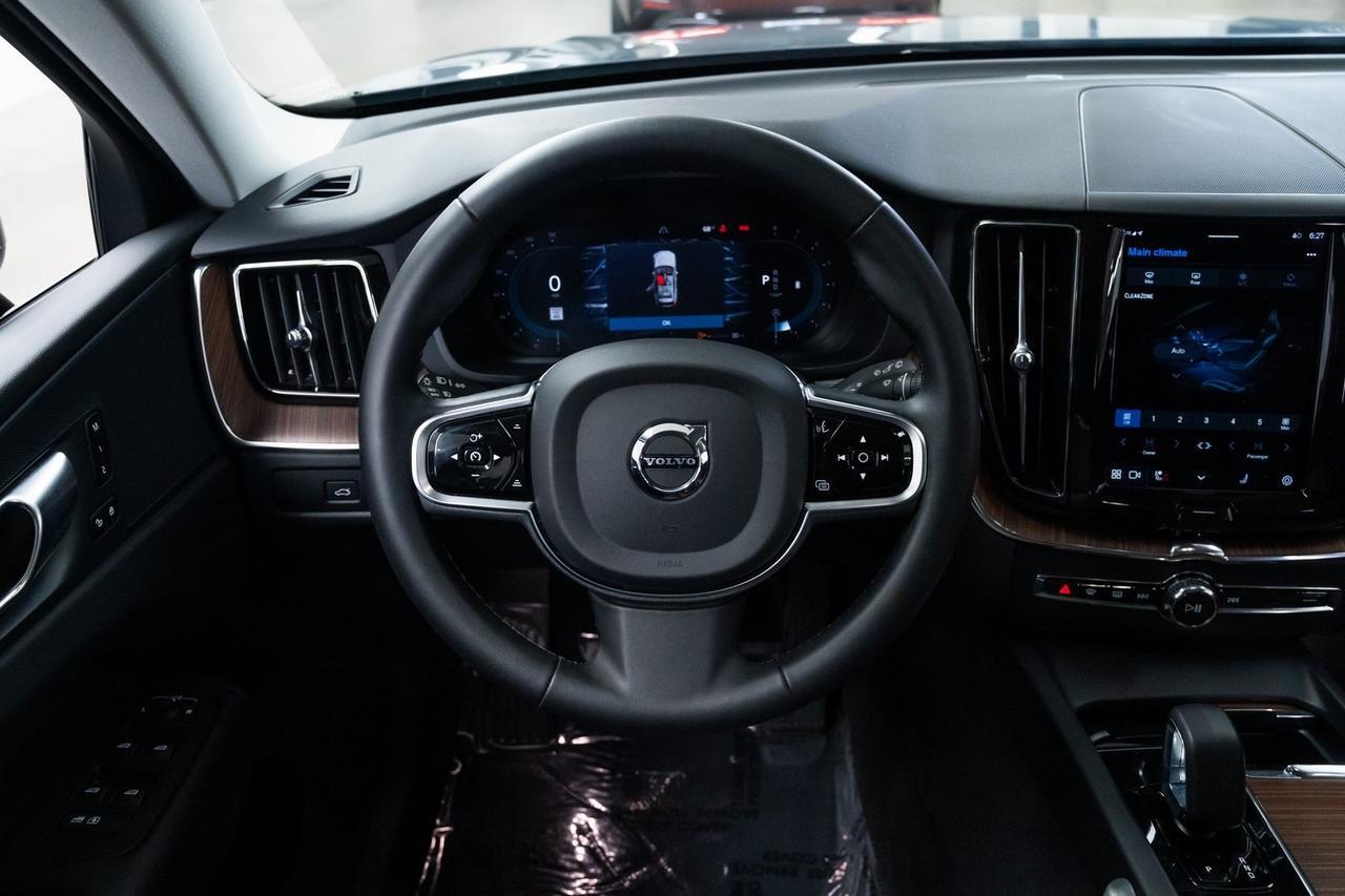 2023 Volvo XC60 B5 Plus Dark Theme Adaptive Cruise Surround View Camera Portland OR