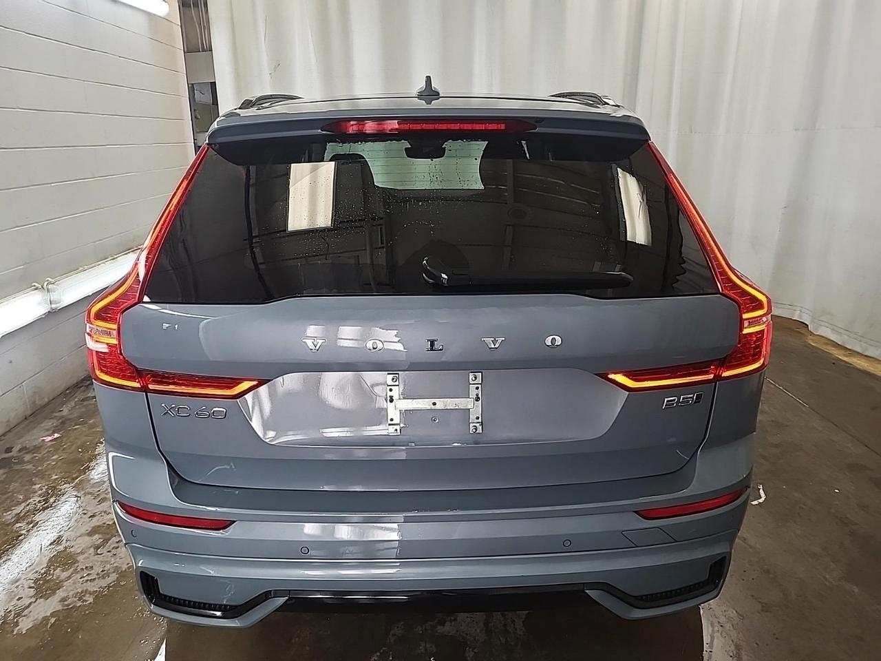 2023 Volvo XC60 B5 Plus Dark Theme Adaptive Cruise Surround View Camera Portland OR